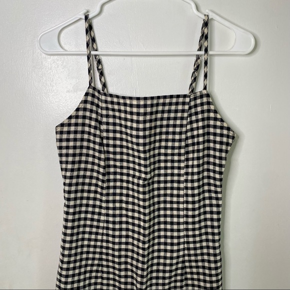 Gingham Dress - Picture 4 of 10